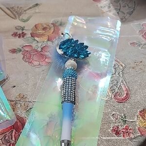 Elegant Blue Crystal Pen